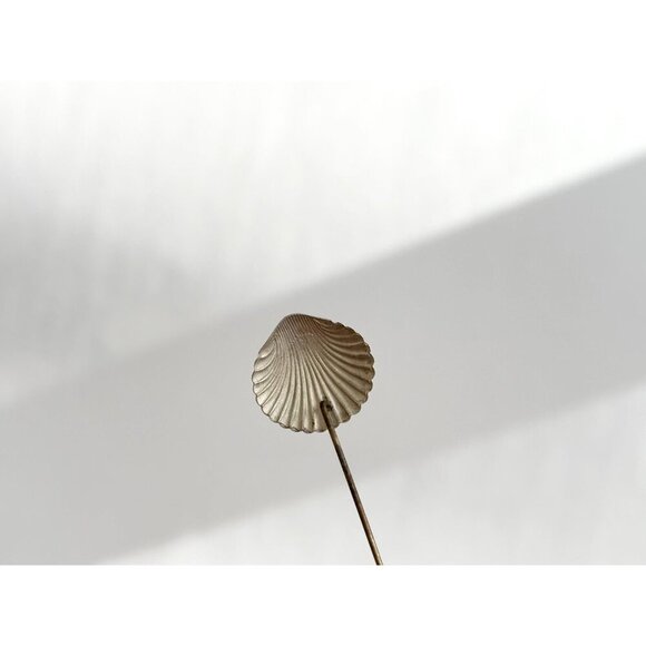 Scalloped Seashell Sterling Silver Vintage Stick Pin | Hat Pin | Scarf Pin - Picture 8 of 9